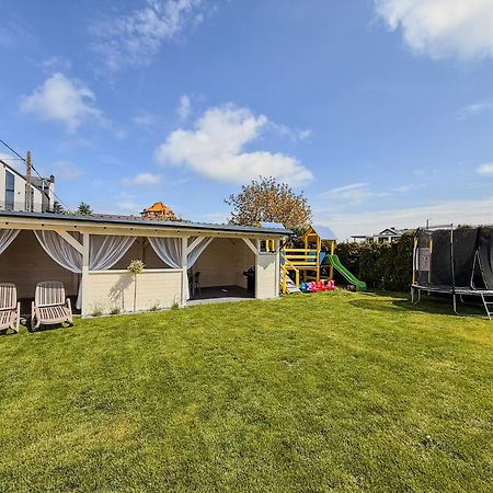 Villa Martii - Komfortowe Apartamenty Z Aneksami Kuchennymi - Spokojna Okolica, Blisko Plazy Władysławowo Exterior foto