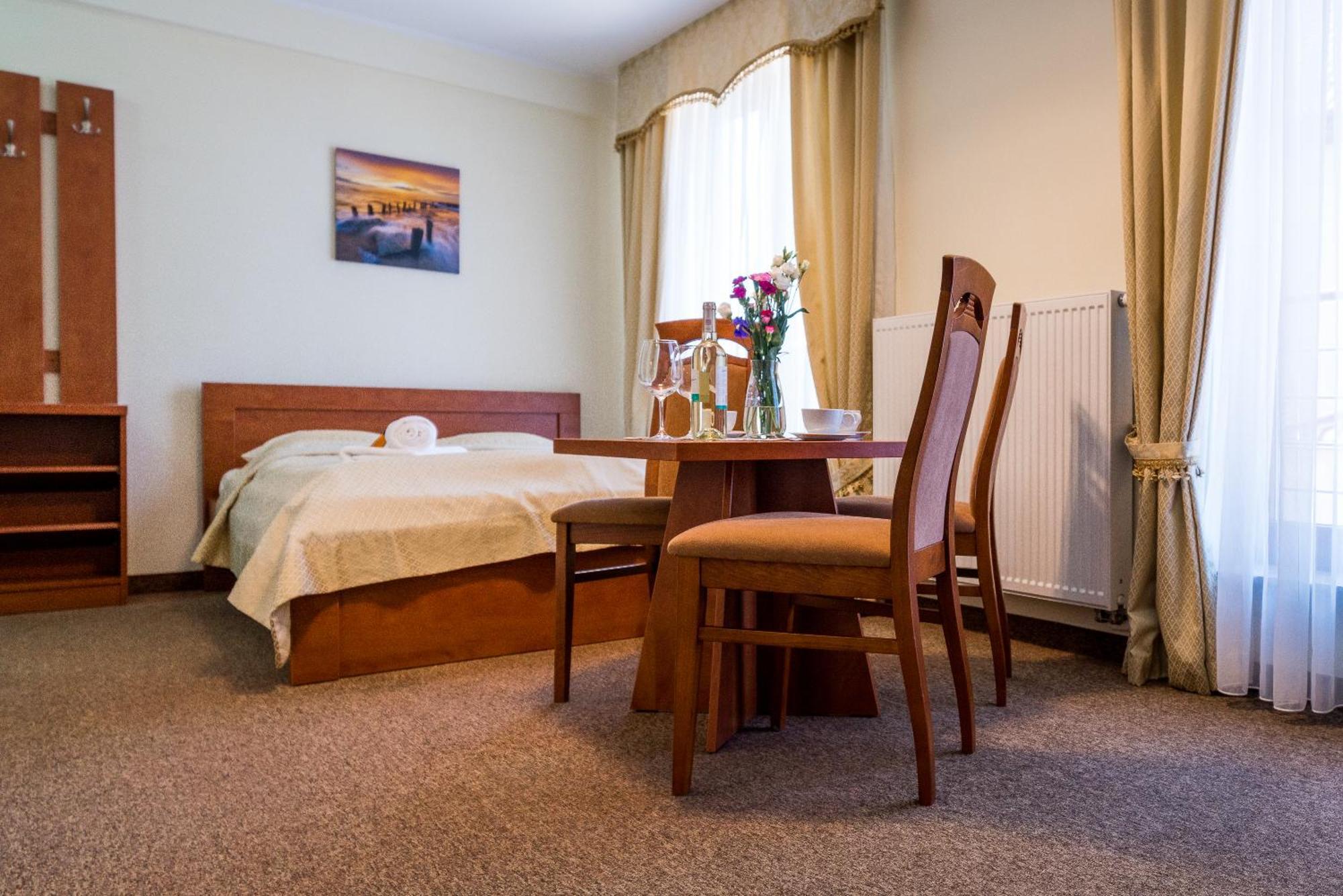Villa Martii - Komfortowe Apartamenty Z Aneksami Kuchennymi - Spokojna Okolica, Blisko Plazy Władysławowo Exterior foto