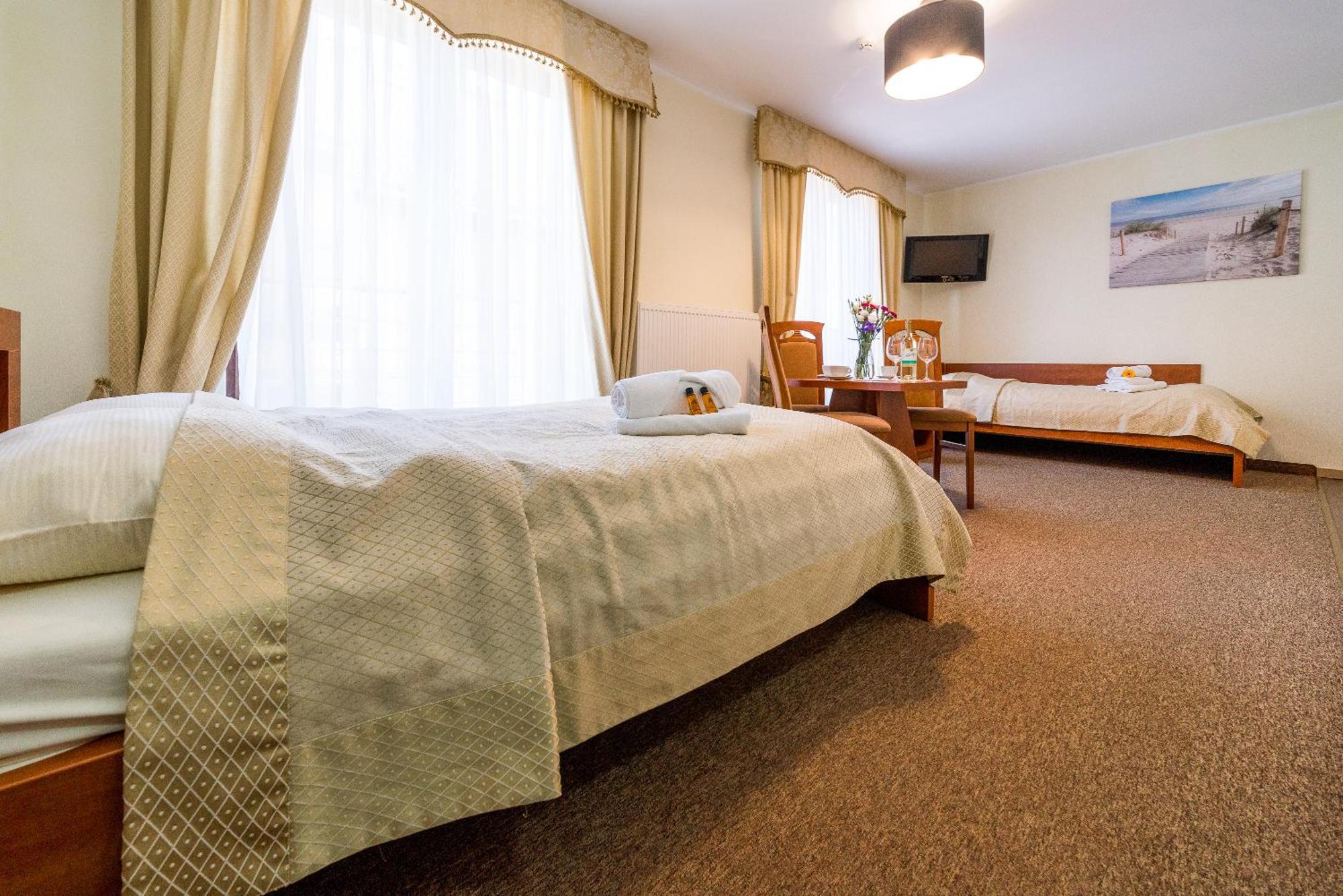 Villa Martii - Komfortowe Apartamenty Z Aneksami Kuchennymi - Spokojna Okolica, Blisko Plazy Władysławowo Exterior foto